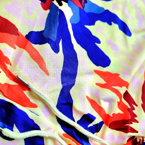 Men Swim Trunks - Picture 3 of 3